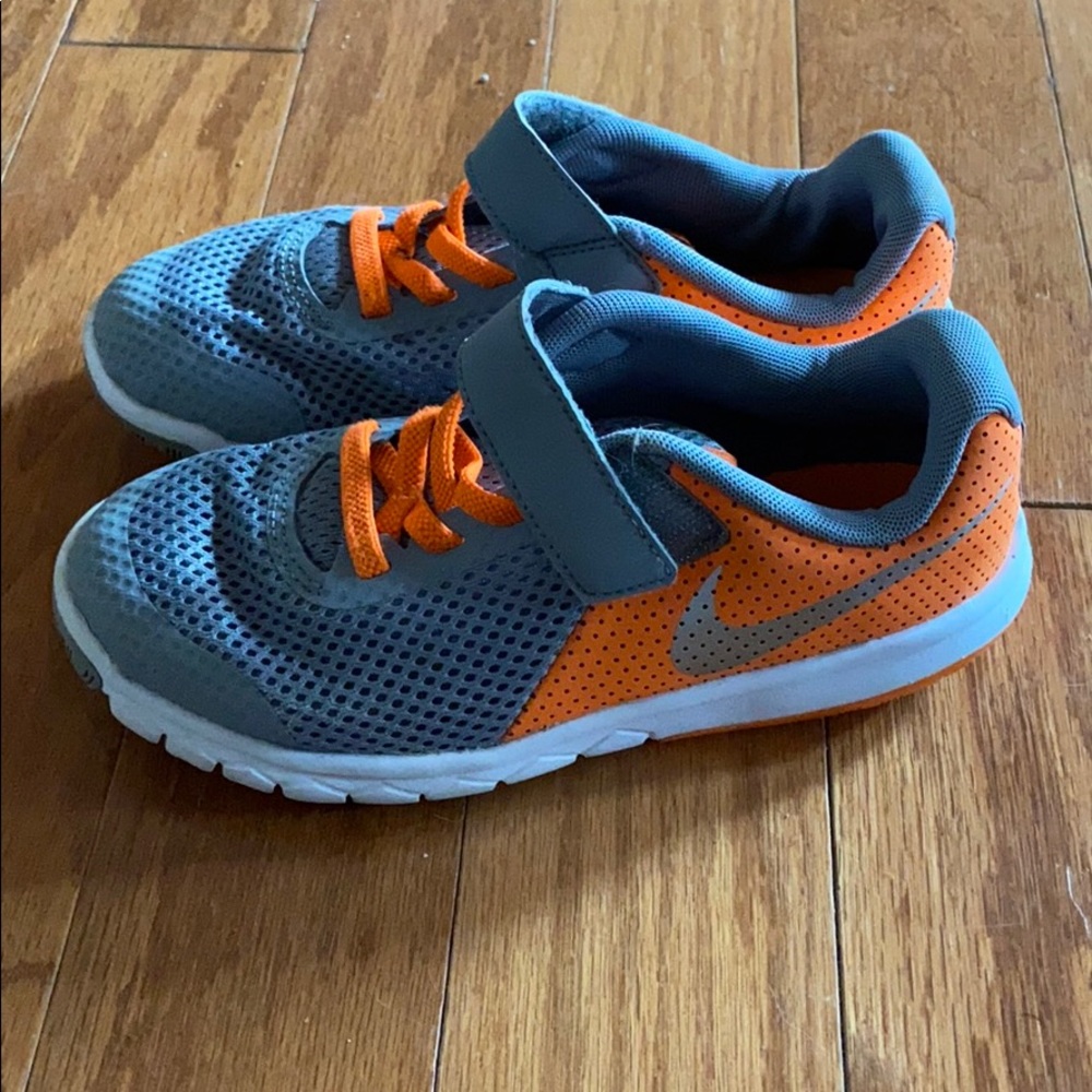Boys Nike